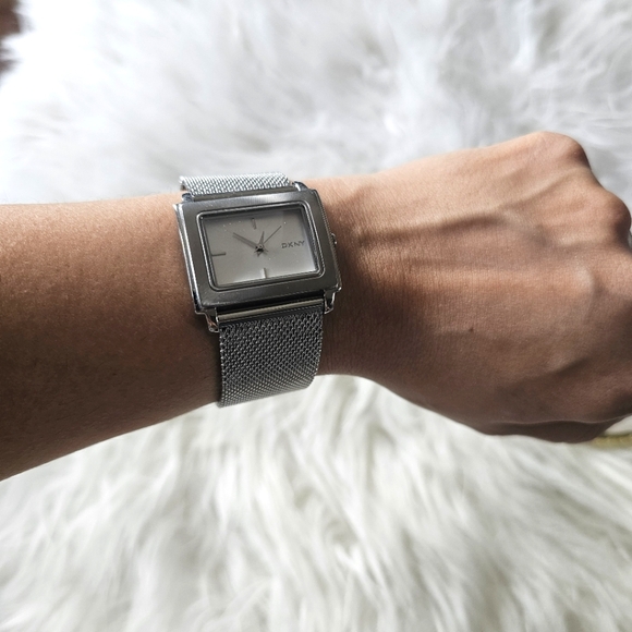 DKNY Watch - Picture 7 of 7